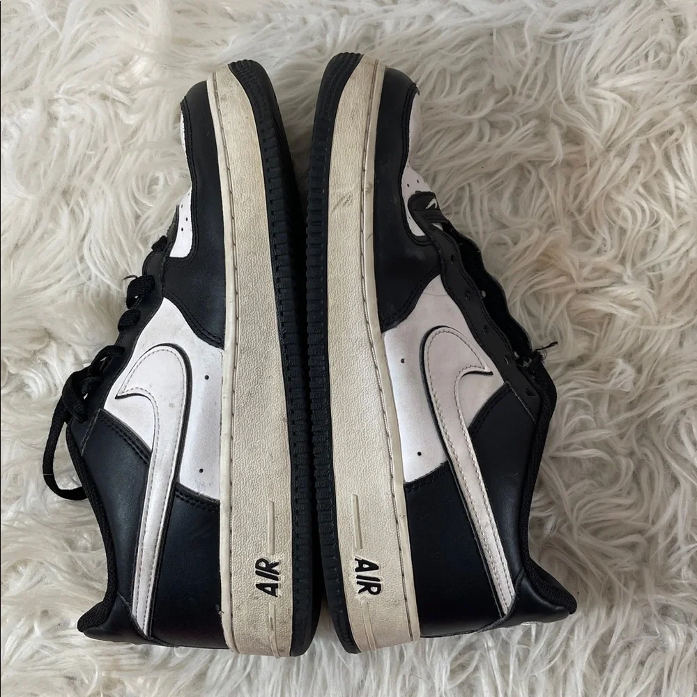 NIKE Air Force 1 LV8 Sneaker Big Kid Size 7Y Black & White - Picture 8 of 10